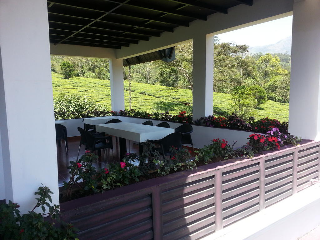Gruenberg Tea Plantation Haus Bed & Breakfast Munnar Exterior photo