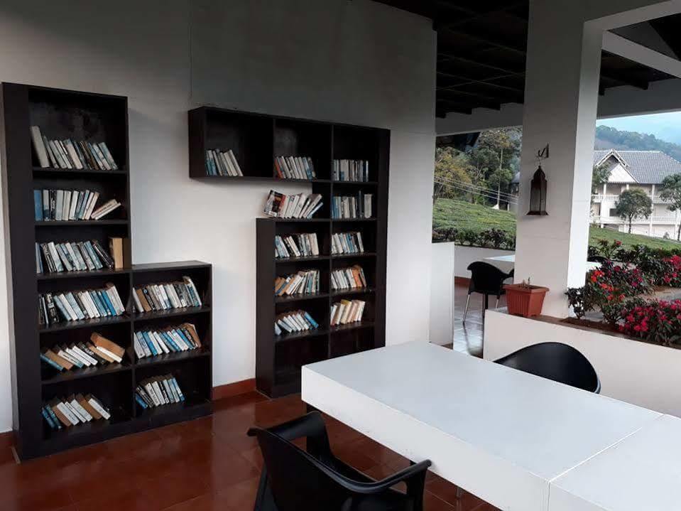 Gruenberg Tea Plantation Haus Bed & Breakfast Munnar Exterior photo
